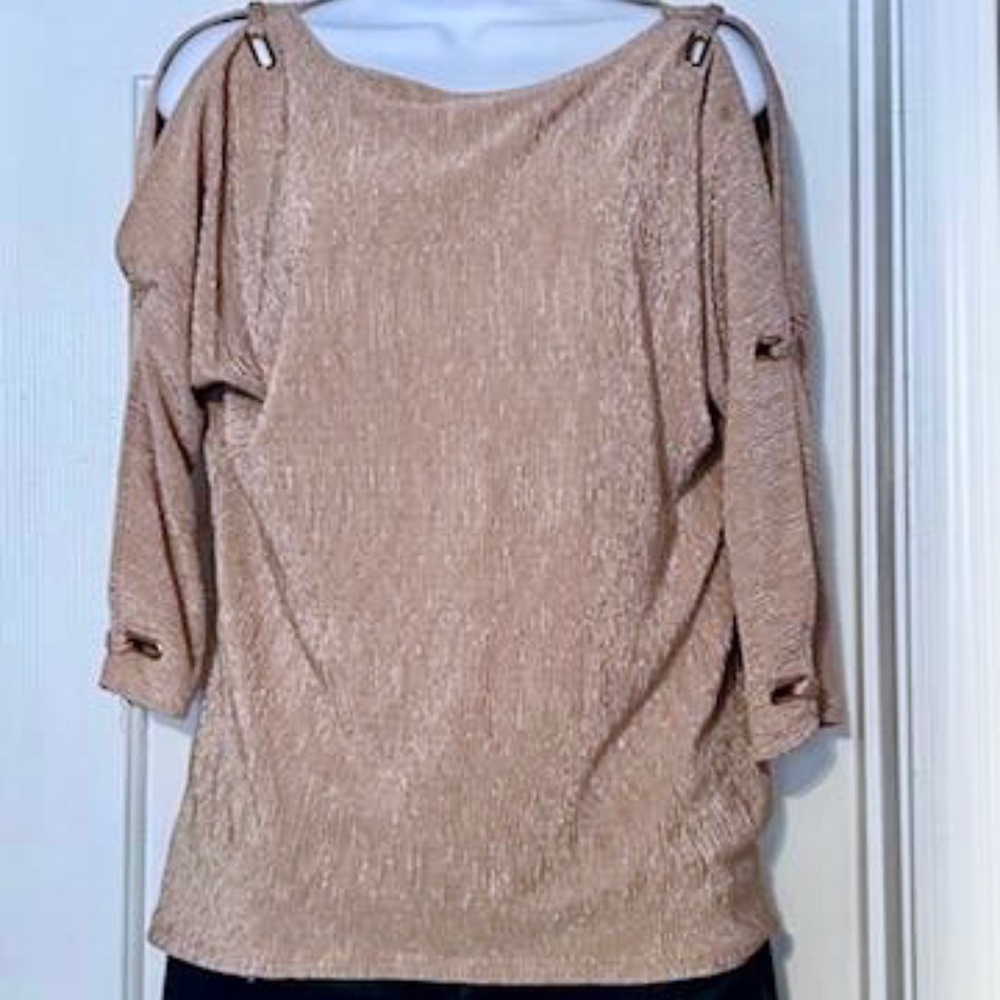 💲SALE💲 NWOT Cable&Gauge Champagne Shimmer Blouse Sz S
